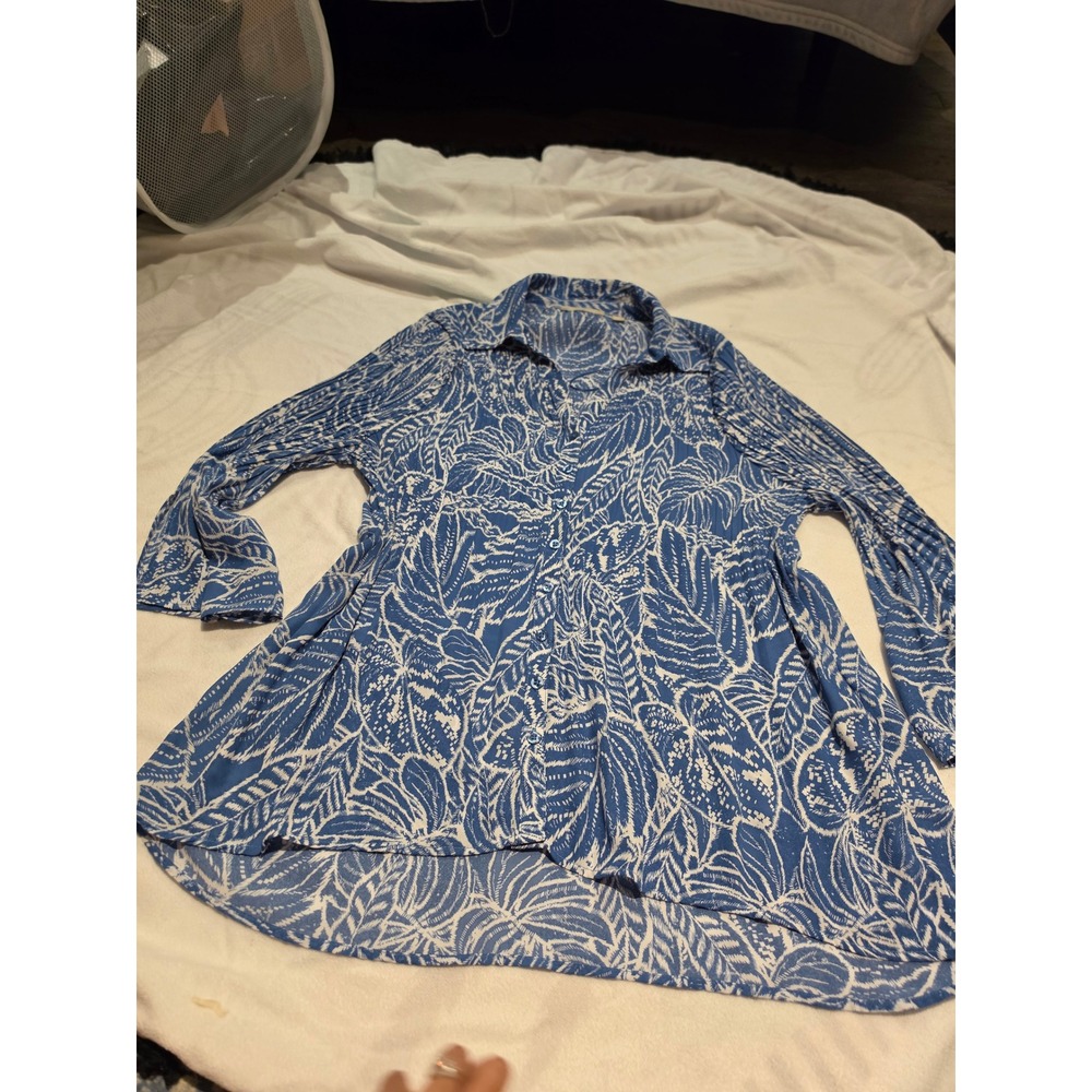 Sunny Leigh Blue White Tropical Leaf Pleated Button Down Blouse Large
